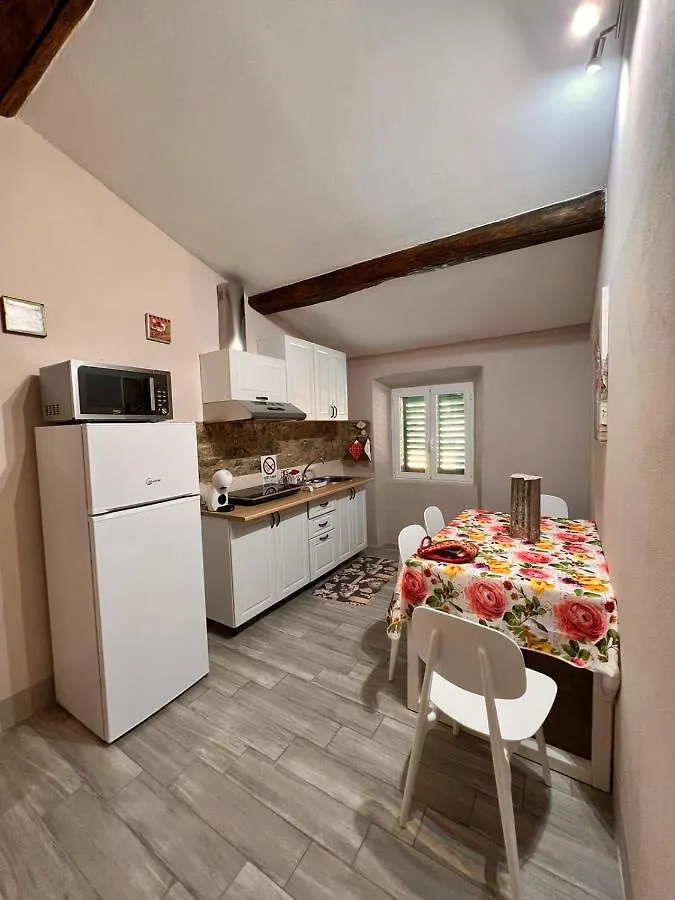 Chianti Chic Apartment Gaiole in Chianti